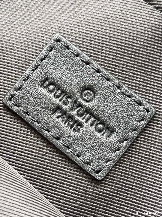 Aaa replica ru Alpha-11.0*18.5*6.5CM VUITTON Nano LOUIS 0814
